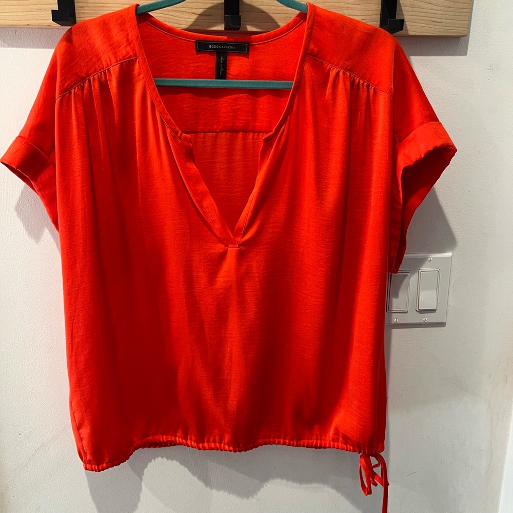 BCBGMaxAzria Bright Red Drawstring Boxy Rolled Short Sleeve Blouse